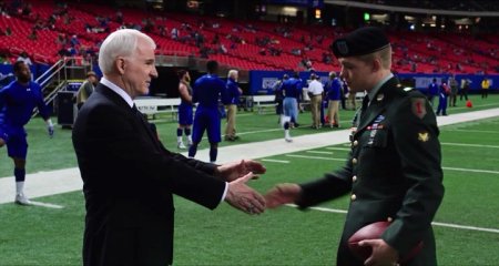 Долгий путь Билли Линна в перерыве футбольного матча (2016)