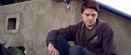 Большой и злой (2016)